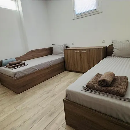 Lora 3* Gabrovo